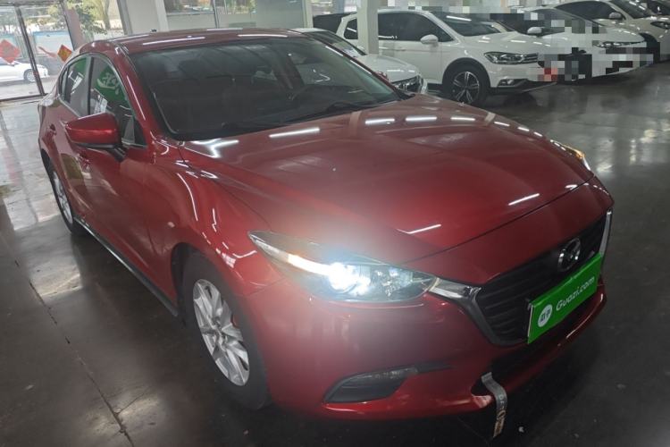 Used Mazda 3 Axela 2019 Cloud-Controlled Version Sedan 1.5L Automatic Comfort Trim China VI Standard Front Right 45 Deg