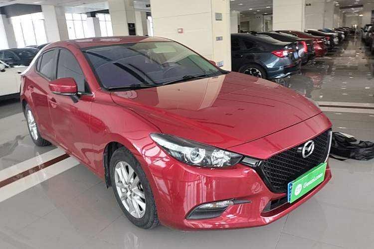 Used Mazda 3 Axela 2019 Cloud-Controlled Version Sedan 1.5L Automatic Comfort Trim China V Standard Front Right 45 Deg