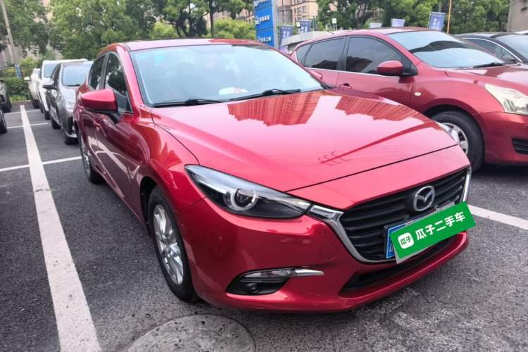 Used Mazda 3 Axela 2019 Cloud-Controlled Sedan 1.5L Automatic Luxury Model China VI Standard Front Right 45 Deg