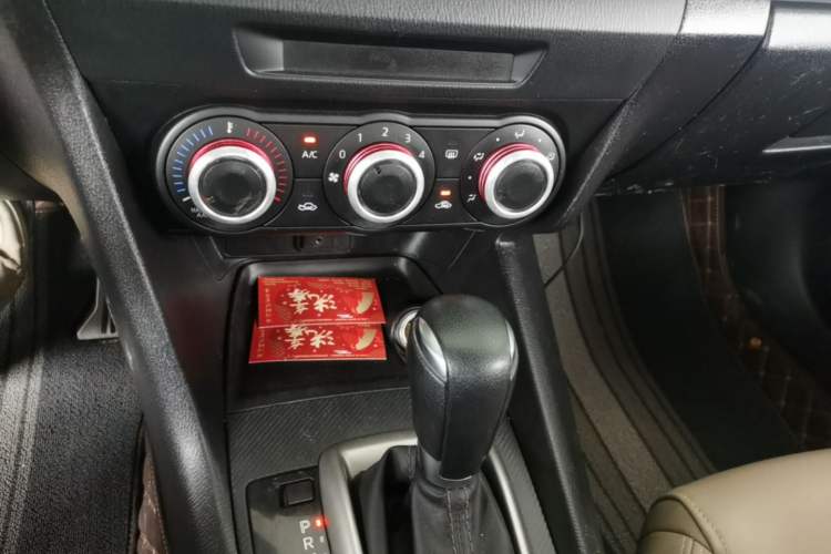 Used Mazda 3 Axela 2019 Cloud-Controlled Version Sedan 1.5L Automatic Comfort Trim China VI Standard Gear Lever