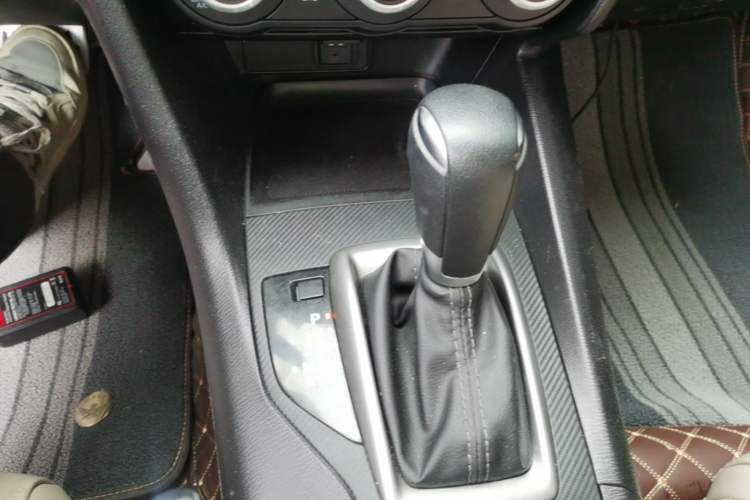 Used Mazda 3 Axela 2019 Cloud-Controlled Version Sedan 1.5L Automatic Comfort Trim China VI Standard Gear Lever
