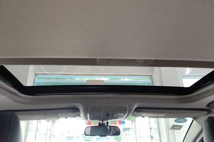 Used Mazda 3 Axela 2019 Cloud-Controlled Sedan 1.5L Automatic Luxury Model China VI Standard Headliner