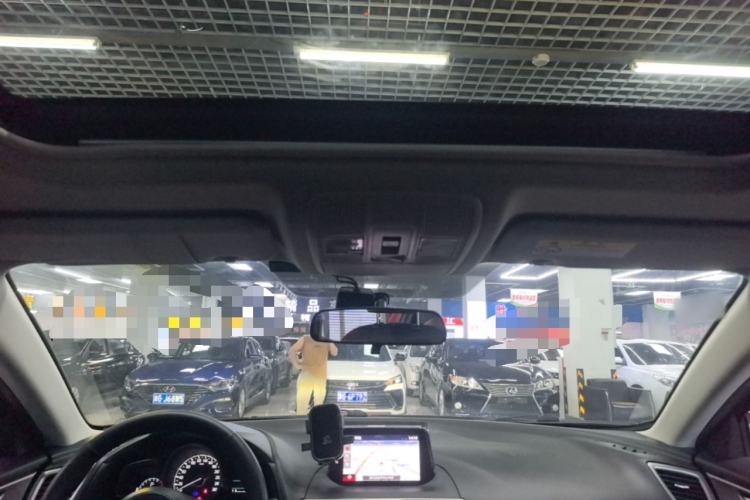 Used Mazda 3 Axela 2019 Cloud-Controlled Sedan 1.5L Automatic Luxury Model China VI Standard Headliner