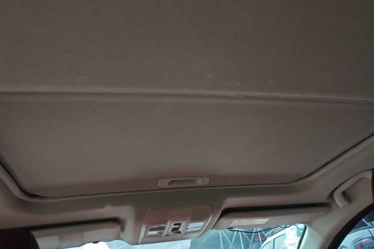 Used Mazda 3 Axela 2019 Cloud-Controlled Sedan 1.5L Automatic Luxury Model China VI Standard Headliner