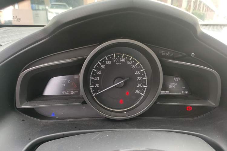 Used Mazda 3 Axela 2019 Cloud-Controlled Version Sedan 1.5L Automatic Comfort Trim China VI Standard Instrument Cluster