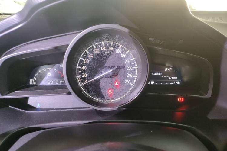 Used Mazda 3 Axela 2019 Cloud-Controlled Version Sedan 1.5L Automatic Comfort Trim China VI Standard Instrument Cluster