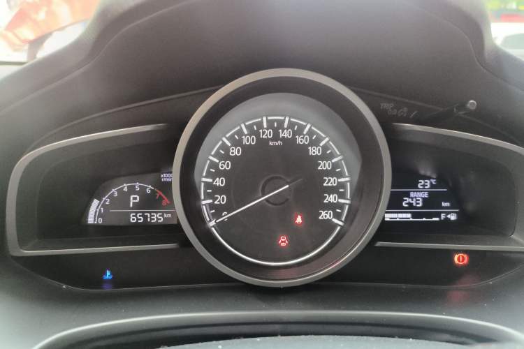 Used Mazda 3 Axela 2019 Cloud-Control Edition Hatchback 1.5L Automatic Comfort Model China VI Standard Instrument Cluster