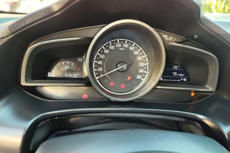 Used Mazda 3 Axela 2019 Cloud-Controlled Edition Hatchback 1.5L Automatic Luxury Model China VI Standard Instrument Cluster