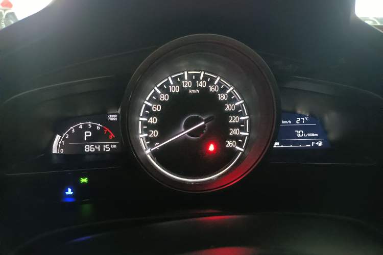Used Mazda 3 Axela 2019 Cloud-Controlled Version Sedan 1.5L Automatic Luxury Trim China V Standard Instrument Cluster