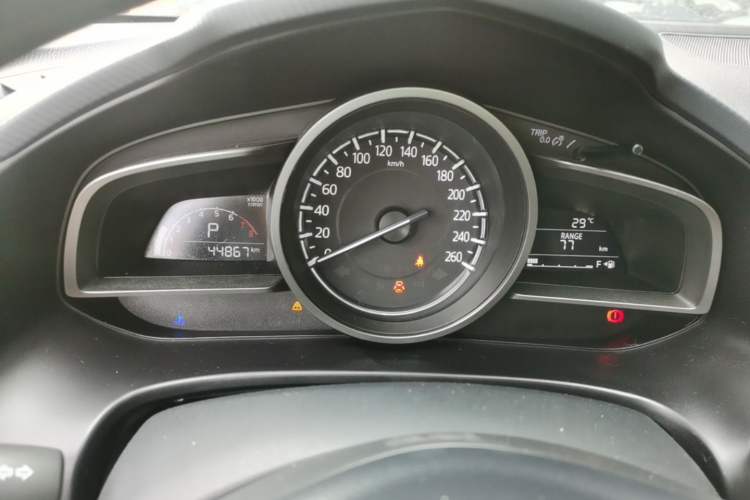 Used Mazda 3 Axela 2019 Cloud-Controlled Version Sedan 1.5L Automatic Comfort Trim China VI Standard Instrument Cluster