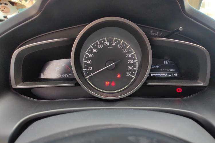 Used Mazda 3 Axela 2019 Cloud-Controlled Version Sedan 1.5L Automatic Comfort Trim China V Standard Instrument Cluster