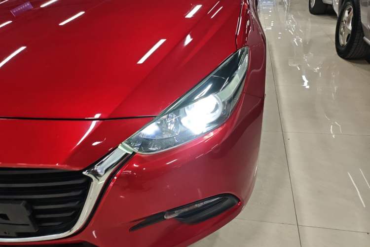 Used Mazda 3 Axela 2019 Cloud-Controlled Version Sedan 1.5L Automatic Comfort Trim China VI Standard Left Front Headlight