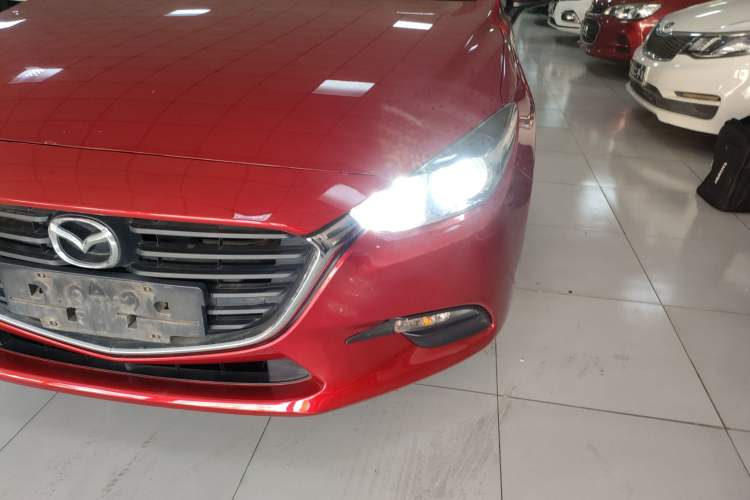 Used Mazda 3 Axela 2019 Cloud-Controlled Version Sedan 1.5L Automatic Comfort Trim China VI Standard Left Front Headlight