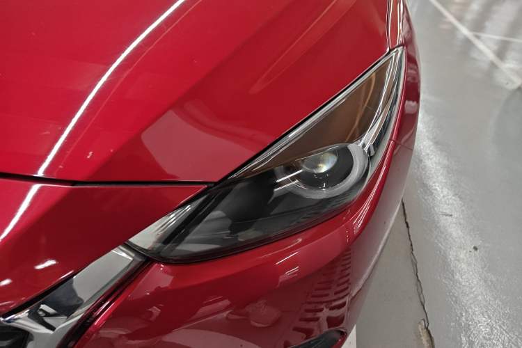 Used Mazda 3 Axela 2019 Cloud-Controlled Sedan 1.5L Automatic Luxury Model China VI Standard Left Front Headlight
