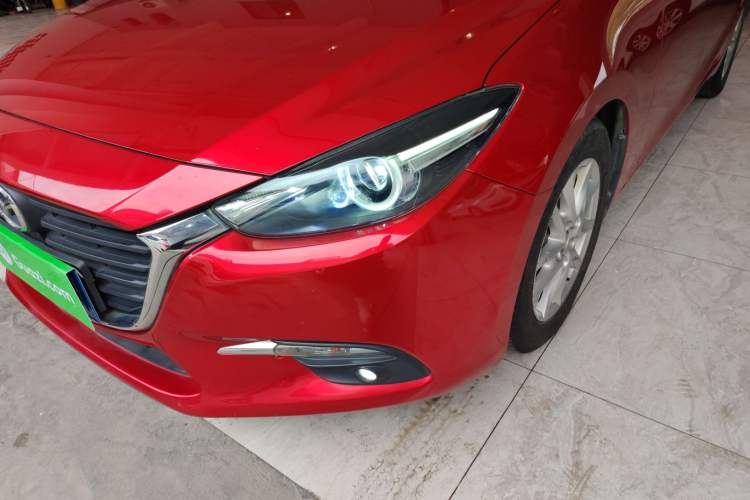 Used Mazda 3 Axela 2019 Cloud-Controlled Sedan 1.5L Automatic Luxury Model China VI Standard Left Front Headlight