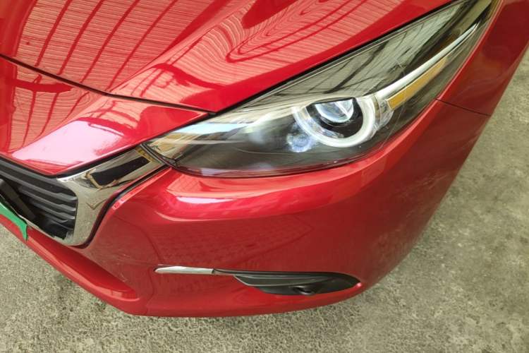 Used Mazda 3 Axela 2019 Cloud-Controlled Sedan 1.5L Automatic Luxury Model China VI Standard Left Front Headlight