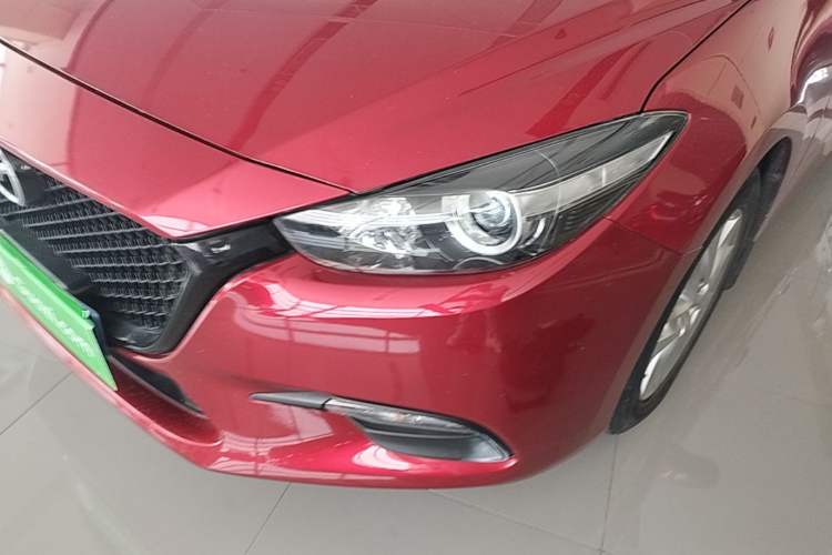Used Mazda 3 Axela 2019 Cloud-Controlled Version Sedan 1.5L Automatic Comfort Trim China V Standard Left Front Headlight