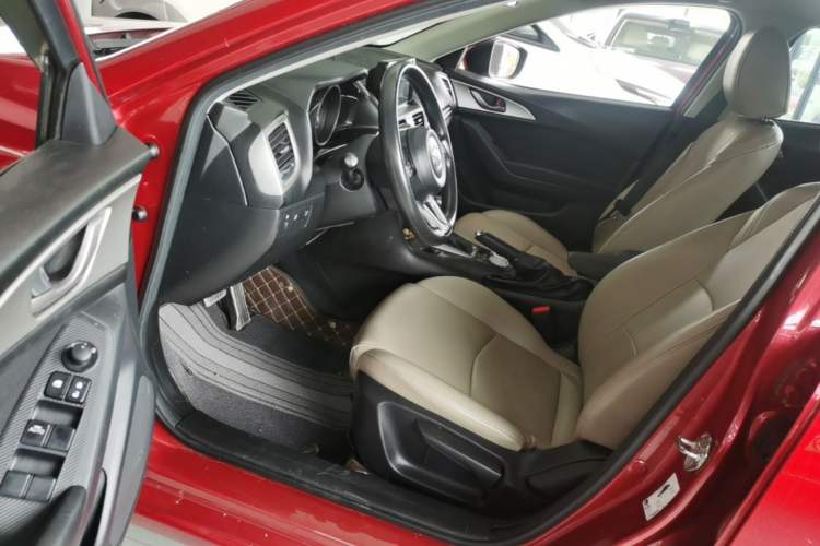 Used Mazda 3 Axela 2019 Cloud-Controlled Version Sedan 1.5L Automatic Comfort Trim China VI Standard Left Front Seat