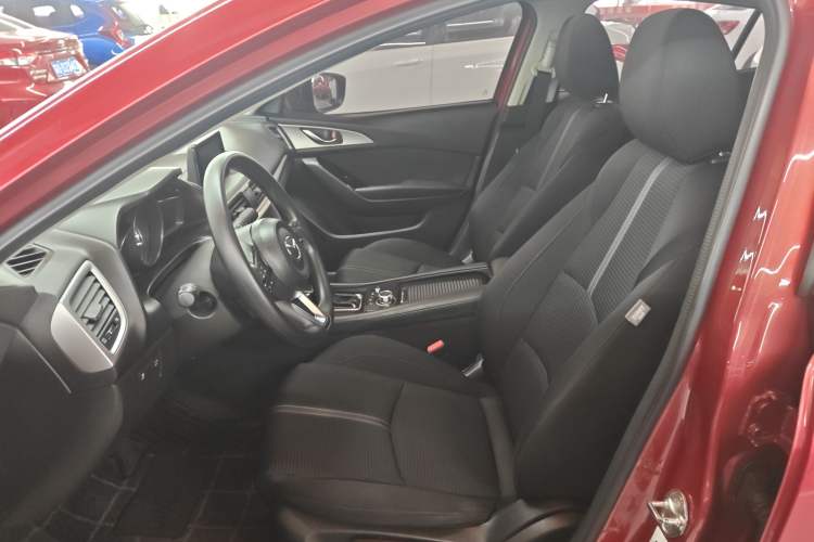 Used Mazda 3 Axela 2019 Cloud-Controlled Sedan 1.5L Automatic Luxury Model China VI Standard Left Front Seat