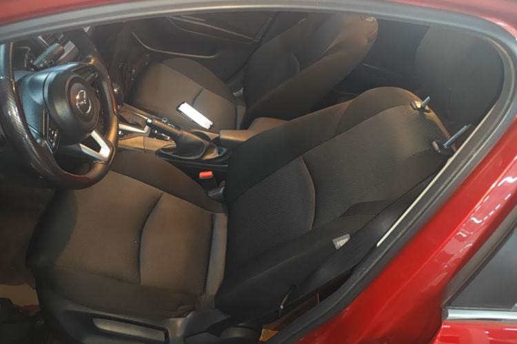 Used Mazda 3 Axela 2019 Cloud-Controlled Version Sedan 1.5L Automatic Comfort Trim China VI Standard Left Front Seat