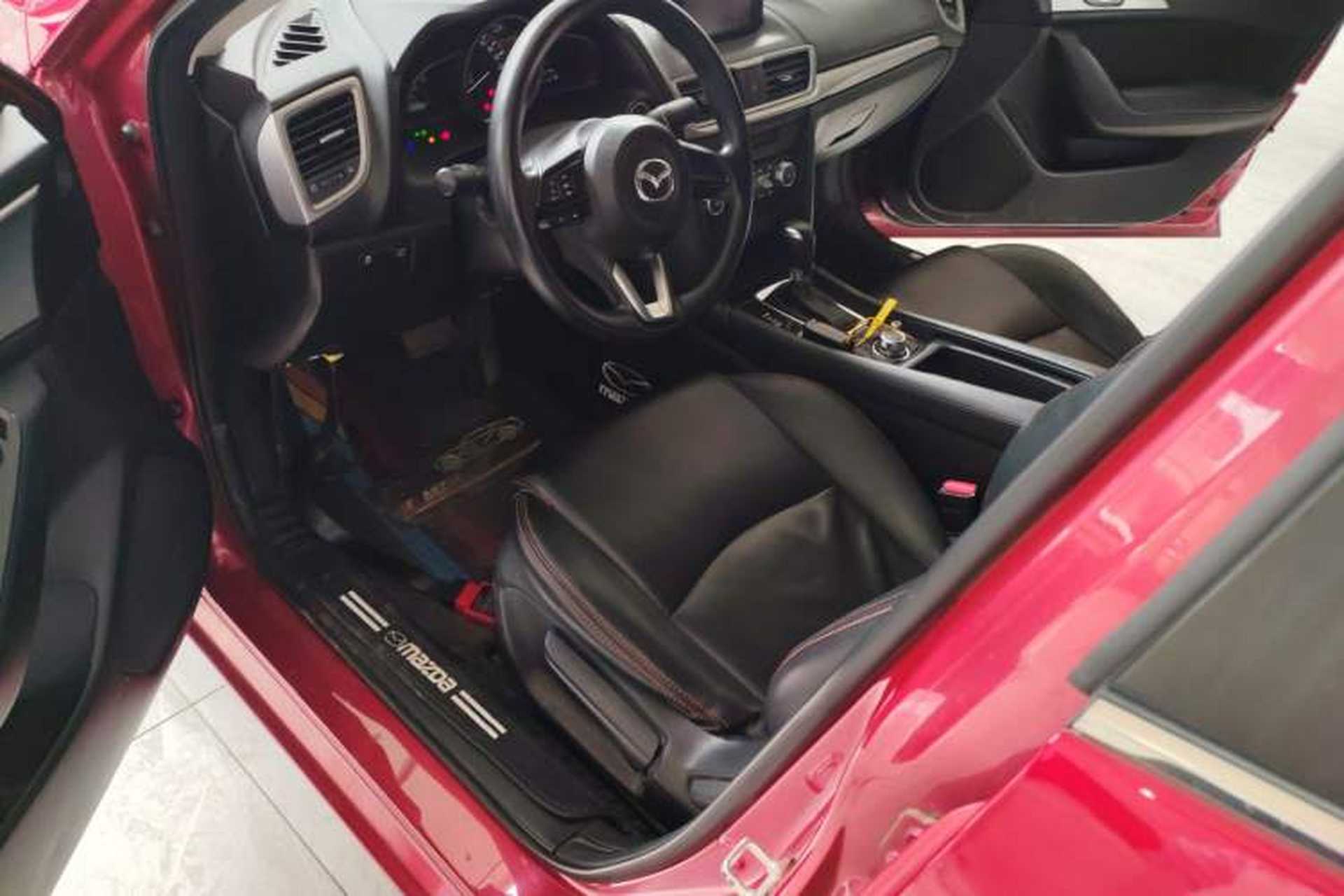 Used Mazda 3 Axela 2019 Cloud-Controlled Sedan 1.5L Automatic Luxury Model China VI Standard Left Front Seat