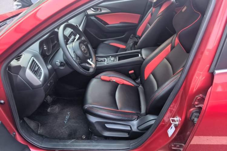 Used Mazda 3 Axela 2019 Cloud-Controlled Sedan 1.5L Automatic Luxury Model China VI Standard Left Front Seat
