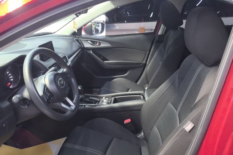 Used Mazda 3 Axela 2019 Cloud-Controlled Sedan 1.5L Automatic Luxury Model China VI Standard Left Front Seat