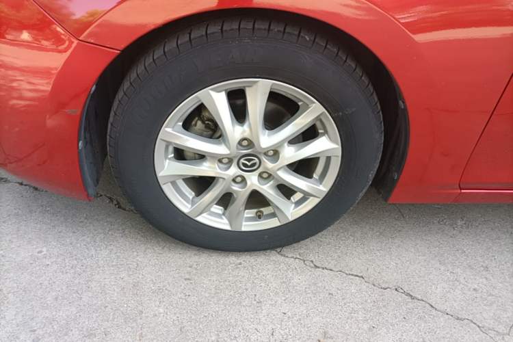 Used Mazda 3 Axela 2019 Cloud-Controlled Sedan 1.5L Automatic Luxury Model China VI Standard Left Front Wheel Hub