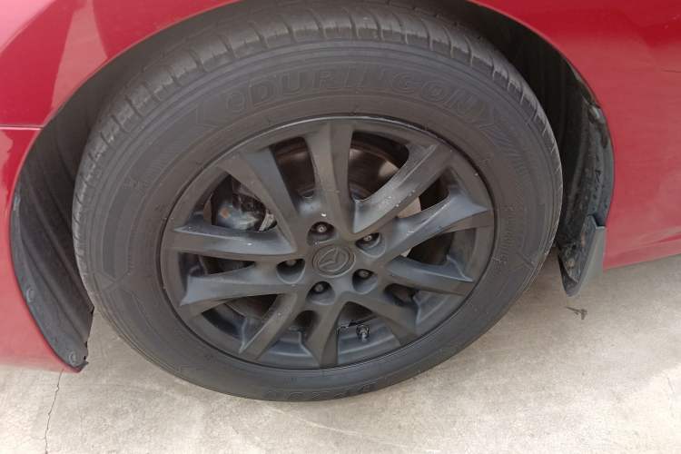 Used Mazda 3 Axela 2019 Cloud-Controlled Version Sedan 1.5L Automatic Luxury Trim China V Standard Left Front Wheel Hub