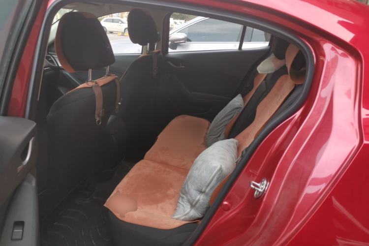 Used Mazda 3 Axela 2019 Cloud-Controlled Version Sedan 1.5L Automatic Comfort Trim China VI Standard Left Rear Seat
