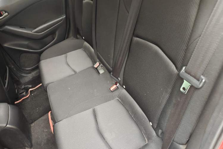 Used Mazda 3 Axela 2019 Cloud-Controlled Version Sedan 1.5L Automatic Comfort Trim China VI Standard Left Rear Seat