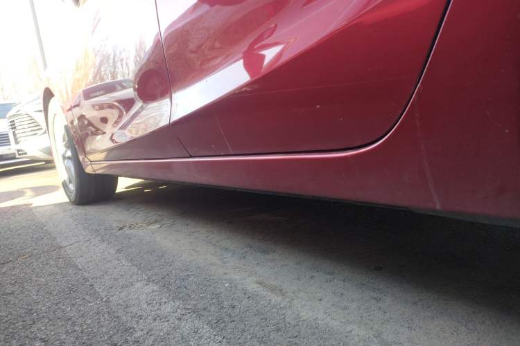 Used Mazda 3 Axela 2019 Cloud-Controlled Version Sedan 1.5L Automatic Comfort Trim China VI Standard Left Side Sill