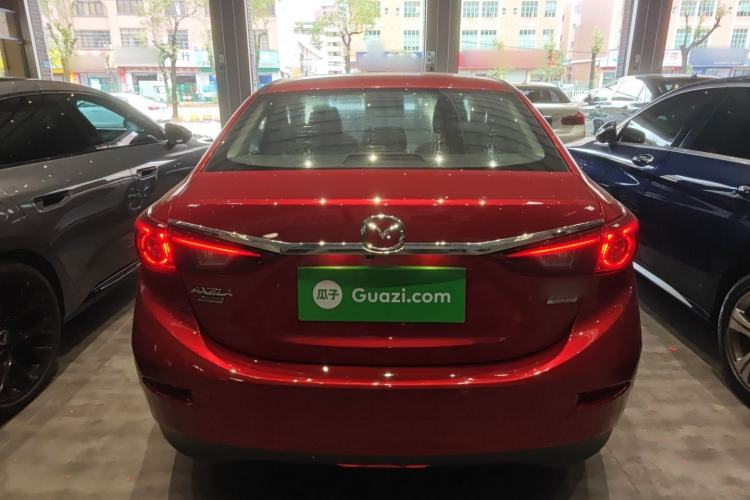 Used Mazda 3 Axela 2019 Cloud-Controlled Sedan 1.5L Automatic Luxury Model China VI Standard Rear