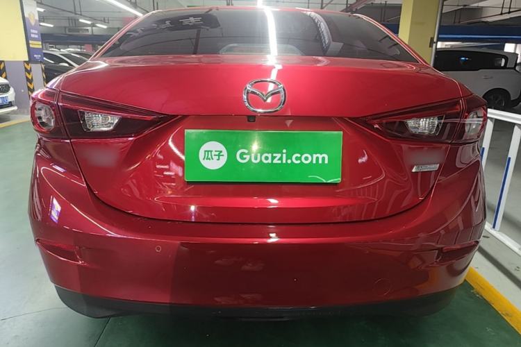 Used Mazda 3 Axela 2019 Cloud-Controlled Sedan 1.5L Automatic Luxury Model China VI Standard Rear