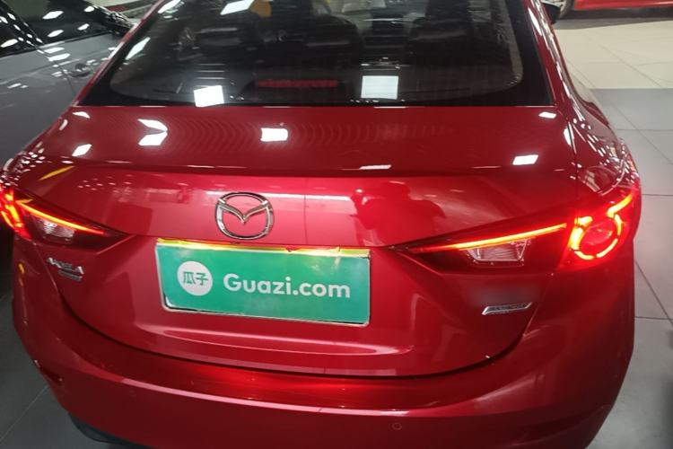 Used Mazda 3 Axela 2019 Cloud-Controlled Sedan 1.5L Automatic Luxury Model China VI Standard Rear