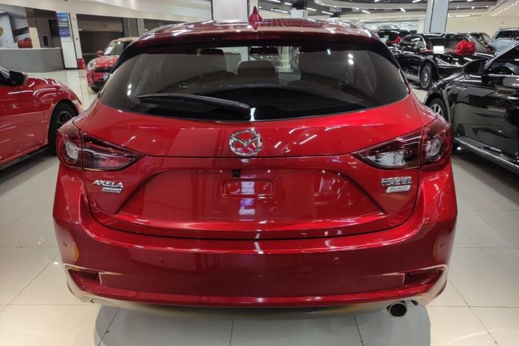 Used Mazda 3 Axela 2019 Cloud-Control Edition Hatchback 1.5L Automatic Comfort Model China VI Standard Rear