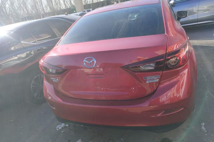 Used Mazda 3 Axela 2019 Cloud-Controlled Version Sedan 1.5L Automatic Comfort Trim China VI Standard Rear