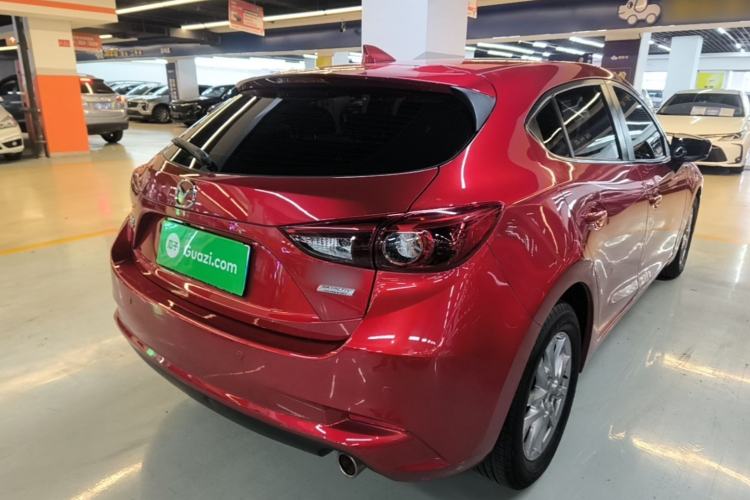 Used Mazda 3 Axela 2019 Cloud-Controlled Edition Hatchback 1.5L Automatic Luxury Model China VI Standard Rear Right 45 Deg
