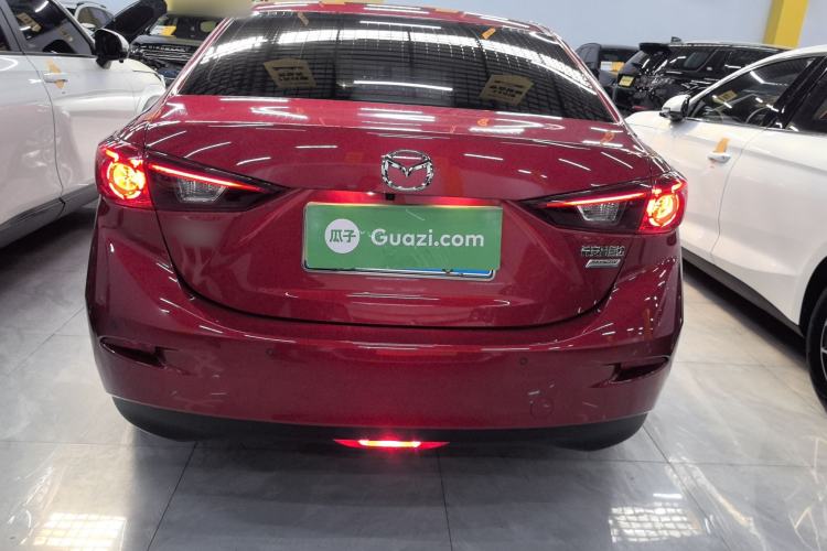 Used Mazda 3 Axela 2019 Cloud-Controlled Sedan 1.5L Automatic Luxury Model China VI Standard Rear