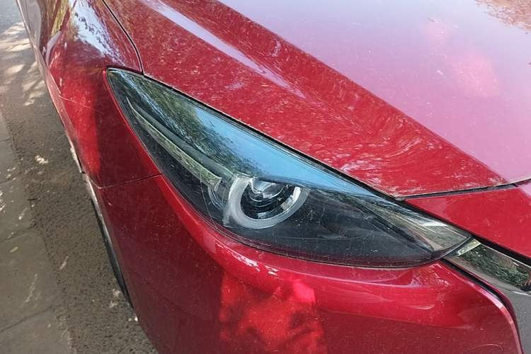 Used Mazda 3 Axela 2019 Cloud-Controlled Sedan 1.5L Automatic Luxury Model China VI Standard Right Front Headlight