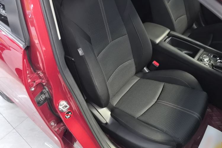 Used Mazda 3 Axela 2019 Cloud-Controlled Sedan 1.5L Automatic Luxury Model China VI Standard Right Front Seat