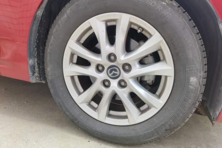 Used Mazda 3 Axela 2019 Cloud-Controlled Sedan 1.5L Automatic Luxury Model China VI Standard Right Front Wheel Hub