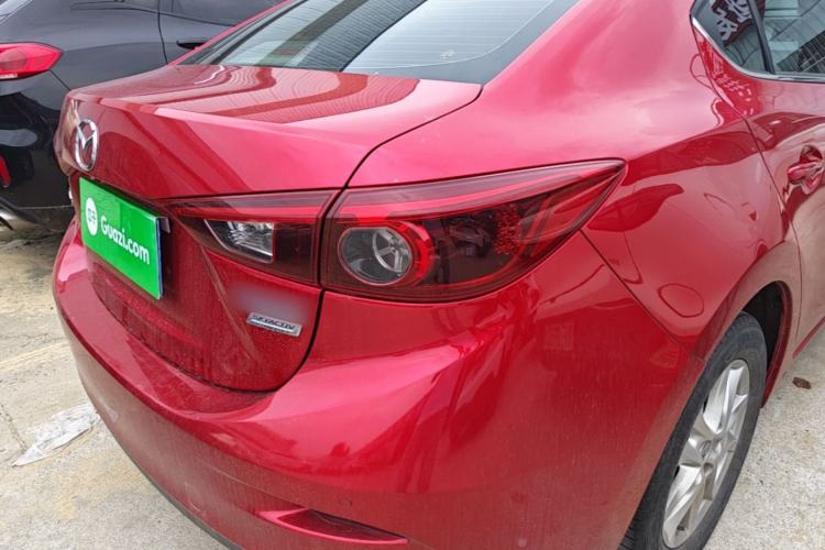 Used Mazda 3 Axela 2019 Cloud-Controlled Version Sedan 1.5L Automatic Luxury Trim China V Standard Right Rear Taillight