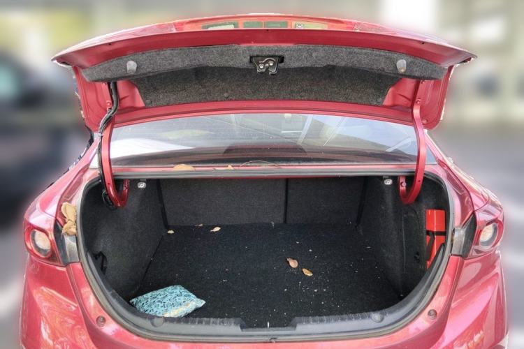 Used Mazda 3 Axela 2019 Cloud-Controlled Version Sedan 1.5L Automatic Comfort Trim China VI Standard Trunk