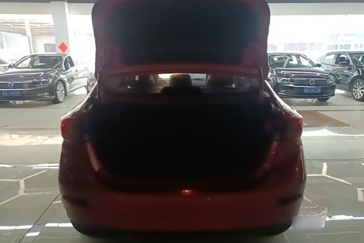 Used Mazda 3 Axela 2019 Cloud-Controlled Version Sedan 1.5L Automatic Luxury Trim China V Standard Trunk