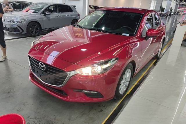 Mazda 3 Axela 2019 Cloud-Controlled Version Sedan 1.5L Automatic Comfort Trim China VI Standard usado