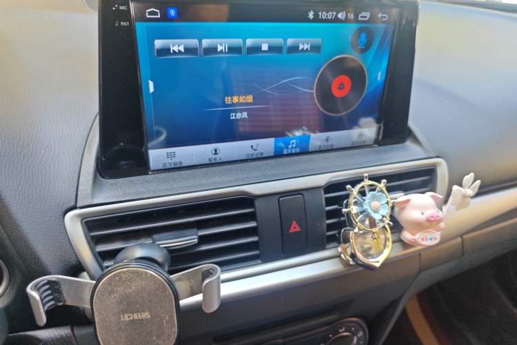 Used Mazda 3 Axela 2019 Cloud-Controlled Version Sedan 1.5L Automatic Comfort Trim China VI Standard Audio And AC Panel