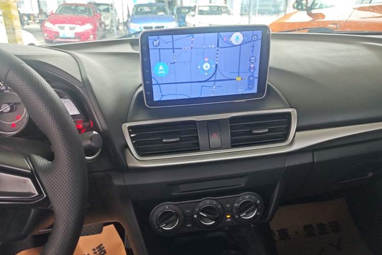 Used Mazda 3 Axela 2019 Cloud-Controlled Version Sedan 1.5L Automatic Comfort Trim China VI Standard Audio And AC Panel