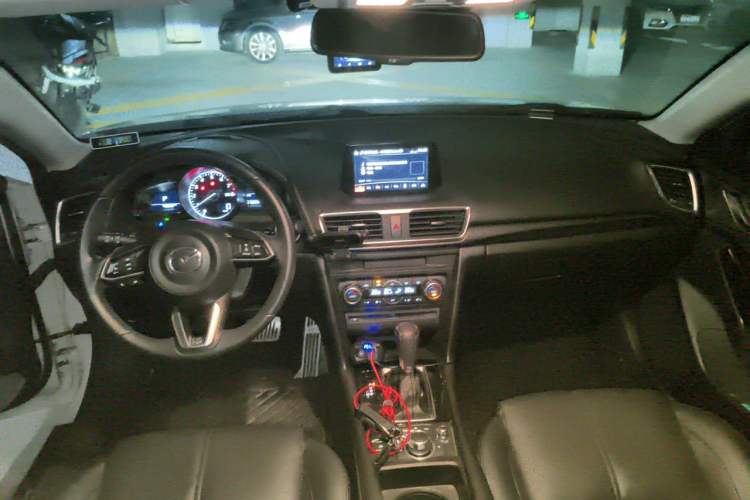Used Mazda 3 Axela 2019 CloudControl Edition Hatchback 2.0L Automatic Sport Model China VI Standard Center Console