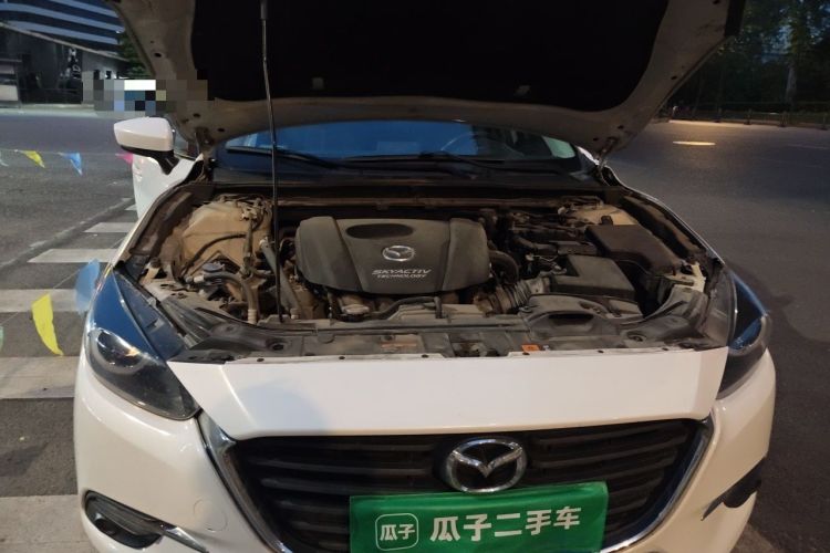 Used Mazda 3 Axela 2019 Cloud-Controlled Version Sedan 1.5L Automatic Luxury Trim China V Standard Engine Bay